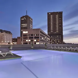 https://hilton-quebec.hotelsquebeccity.net